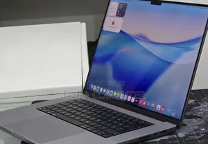 New Laptop Apple MacBook Pro 32GB Apple M1 Pro SSD 1T