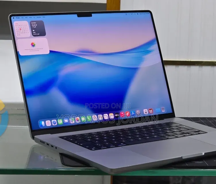 New Laptop Apple MacBook Pro 2021 M1 Max 32GB Apple M1 Max SSD 1T