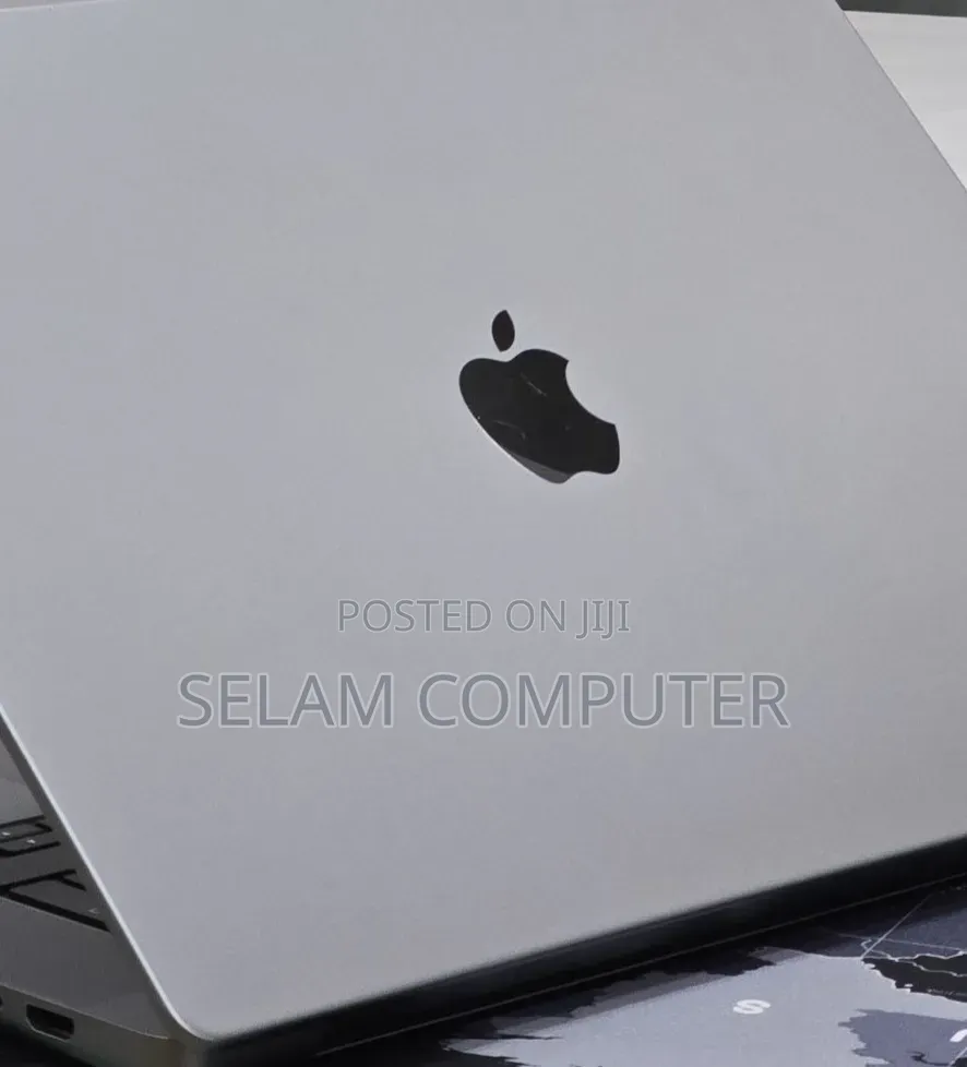 New Laptop Apple MacBook Pro 2021 M1 Max 32GB Apple M1 SSD 1T
