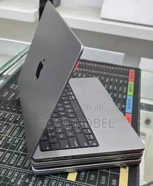 New Laptop Apple MacBook Pro 2019 32GB Apple M1 Pro SSD 512GB