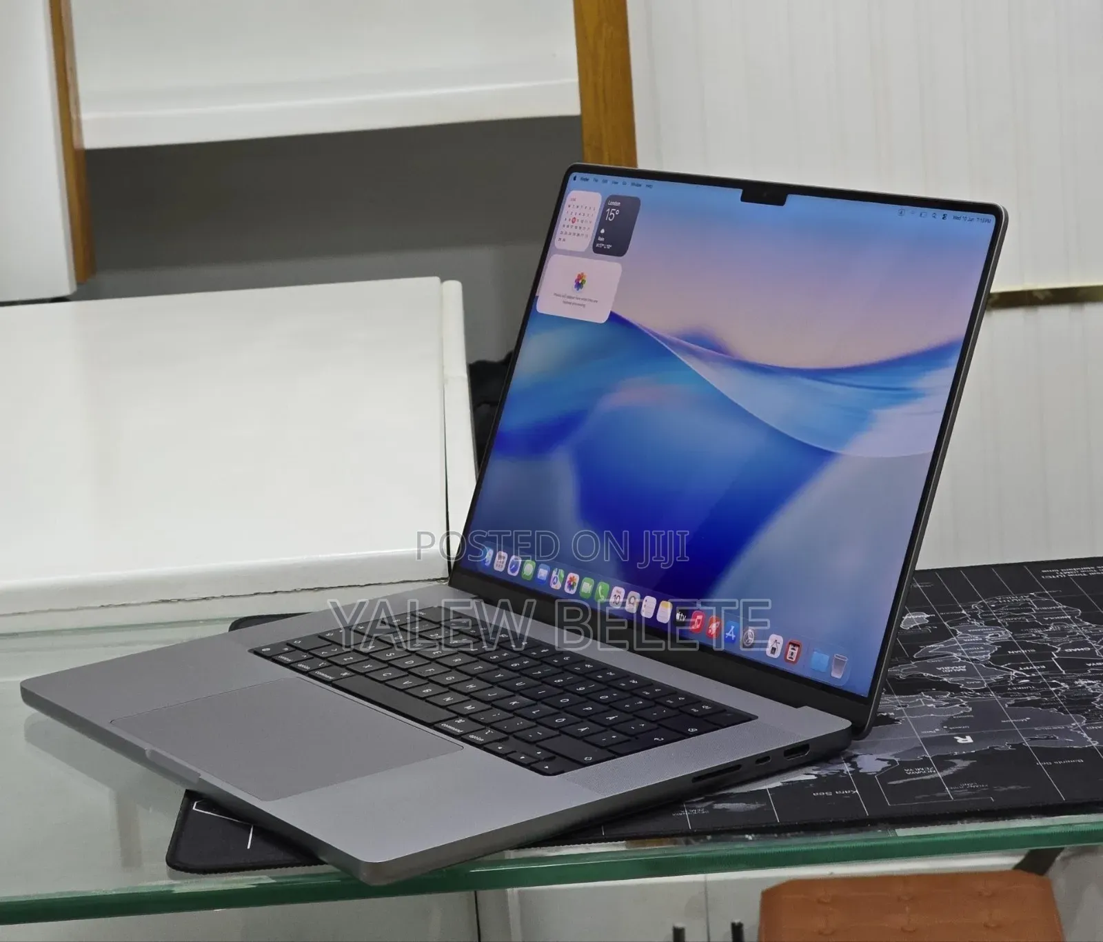 New Laptop Apple MacBook Pro 32GB Apple M1 Max SSD 1T