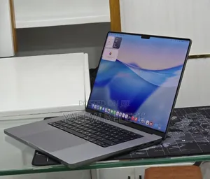 New Laptop Apple MacBook Pro 32GB Apple M1 Max SSD 1T