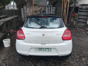 Suzuki Swift 2022 Ivory