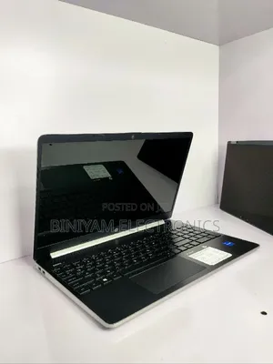 New Laptop HP Stream Notebook 8GB Intel Core i5 SSD 512GB