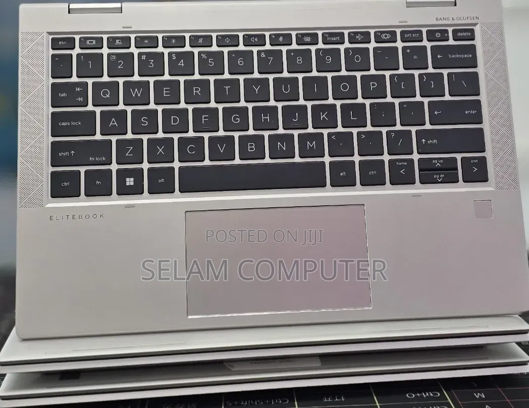 New Laptop HP EliteBook 830 G8 32GB Intel Core i7 SSD 512GB