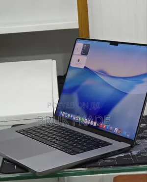 New Laptop Apple MacBook Pro 2021 M1 Max 32GB Apple M1 Max SSD 1T