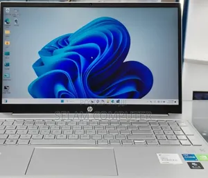 New Laptop HP EliteBook 840 G8 16GB Intel Core i5 SSD 512GB