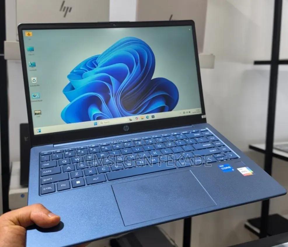 New Laptop HP Stream Notebook 16GB Intel Core i5 SSD 1T