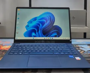 New Laptop HP Stream Notebook 16GB Intel Core i5 SSD 1T