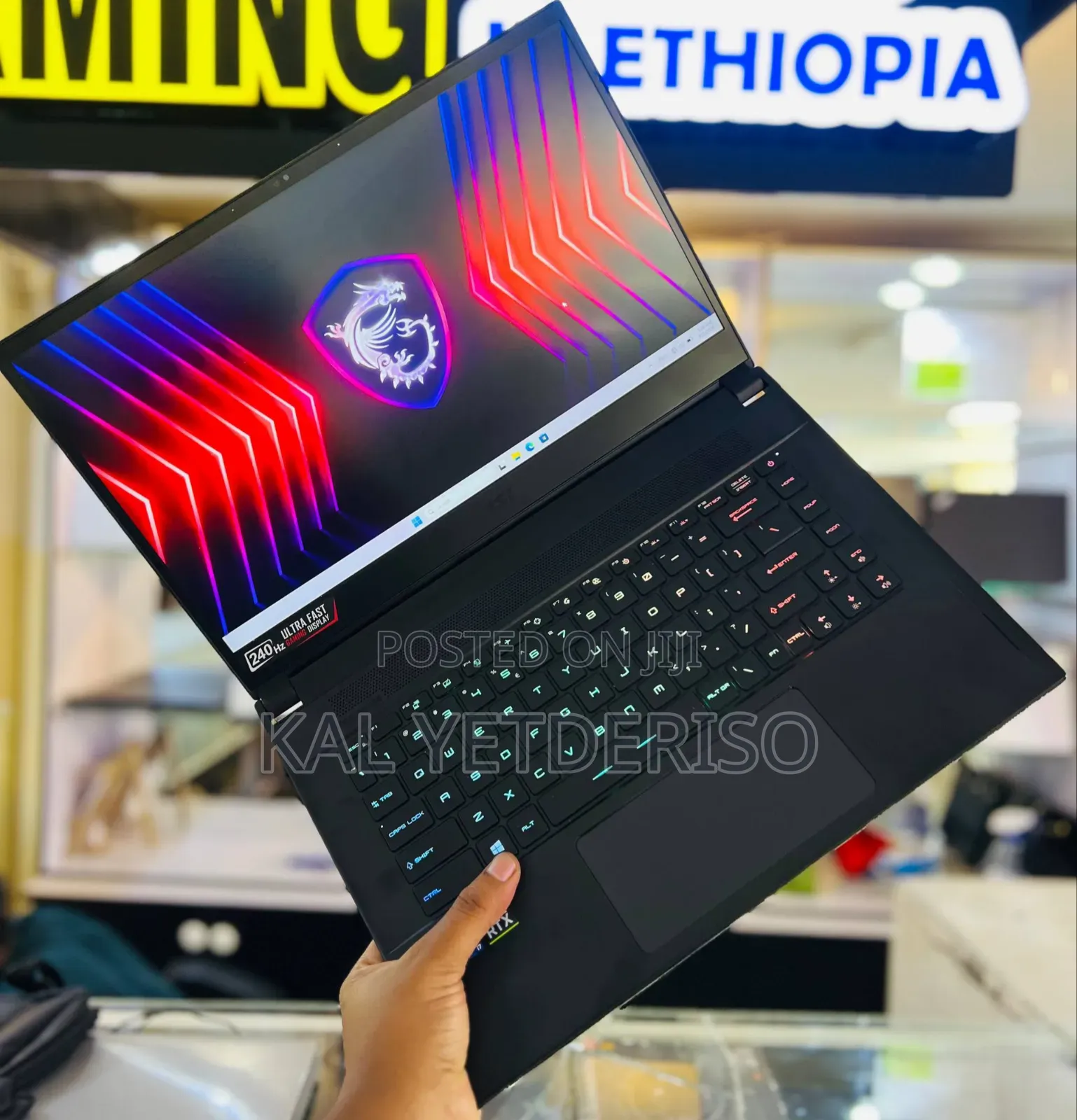 New Laptop MSI 16GB Intel Core i7 SSD 512GB