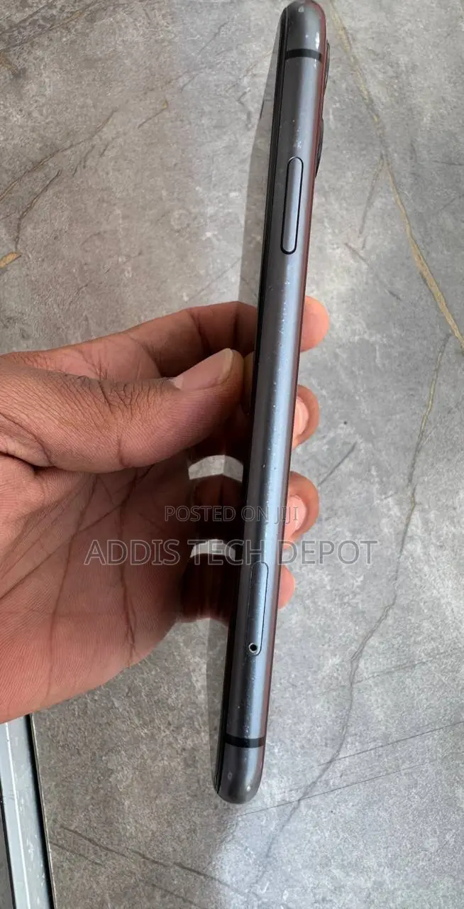 Apple iPhone 11 128 GB Black