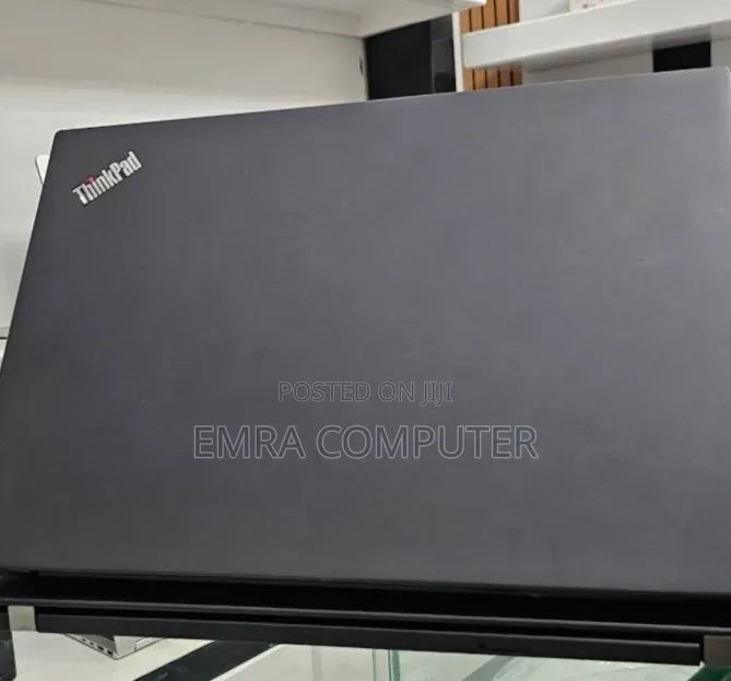 New Laptop Lenovo ThinkPad t495s 16GB AMD Ryzen 7 SSD 512GB