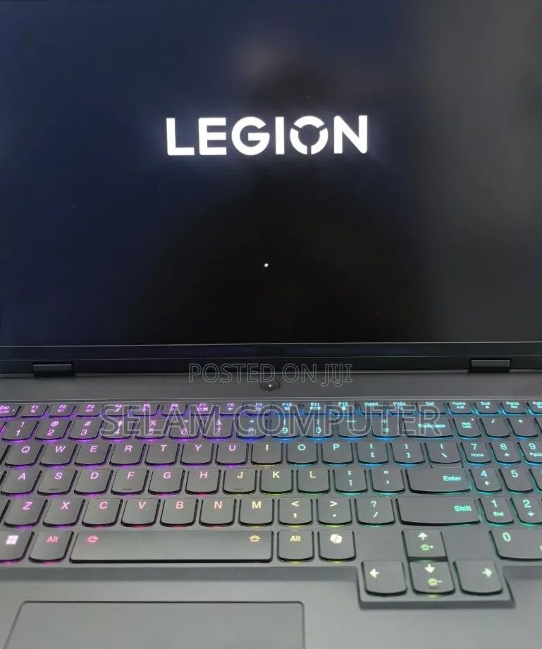 New Laptop Lenovo Legion Pro 7 32GB Intel Core i9 SSD 1T