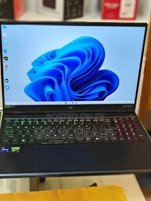 New Laptop Lenovo Legion 9 32GB AMD Ryzen 9 SSD 1T