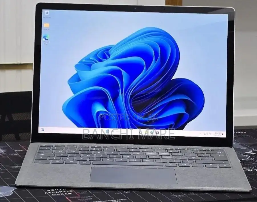New Laptop Microsoft Surface Laptop 3 16GB Intel Core i7 SSD 512GB