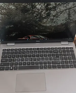 New Laptop Dell Latitude 5540 16GB Intel Core i7 SSD 512GB