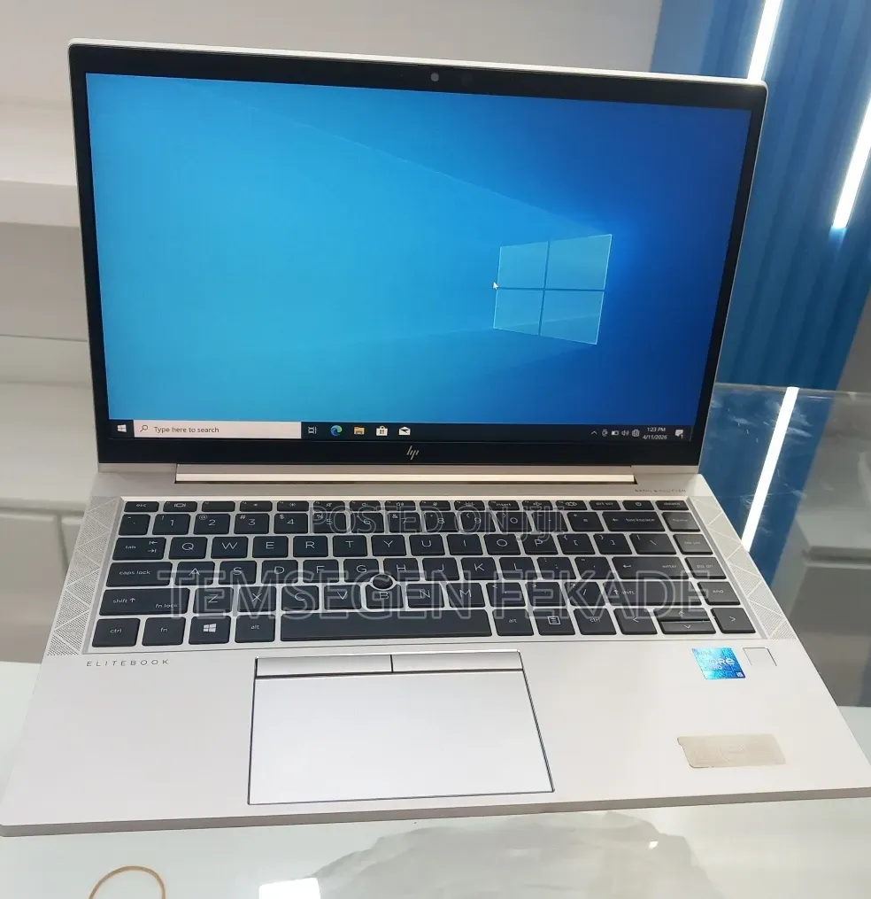 New Laptop HP EliteBook 840 G8 16GB Intel Core i5 SSD 512GB