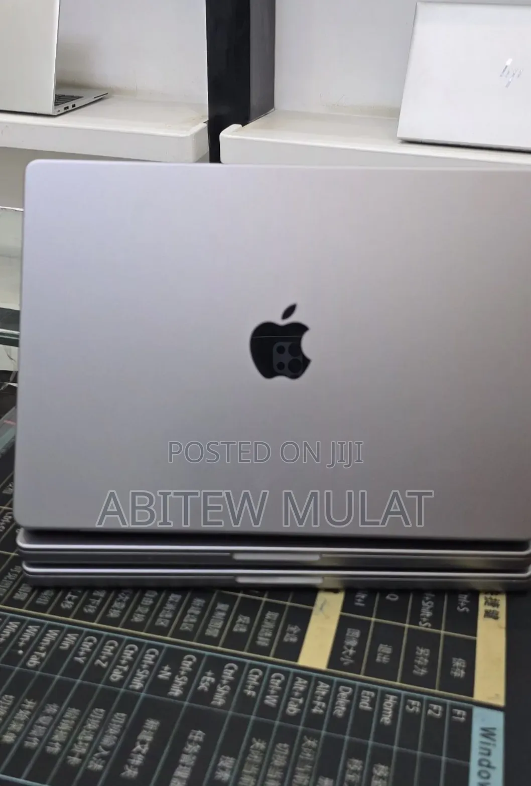 New Laptop Apple MacBook Pro 2021 M1 32GB Apple M1 Pro SSD 512GB