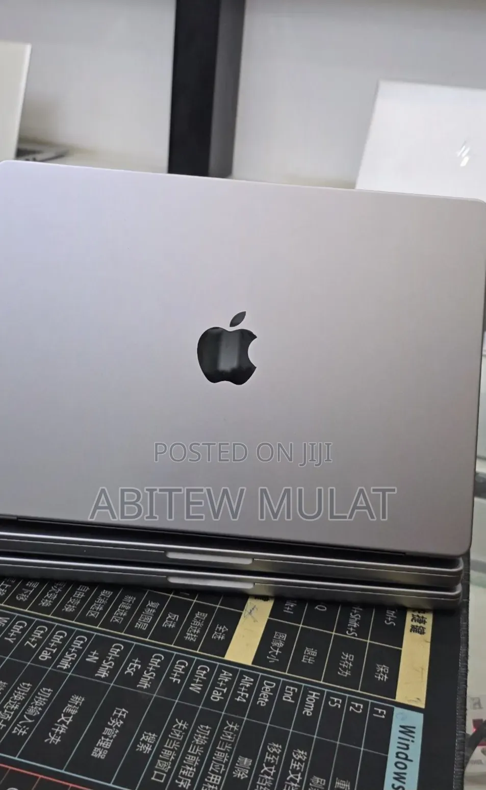 New Laptop Apple MacBook Pro 2021 M1 32GB Apple M1 Pro SSD 512GB