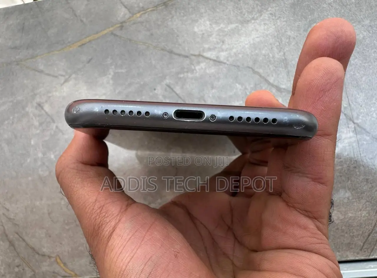 Apple iPhone 11 128 GB Black