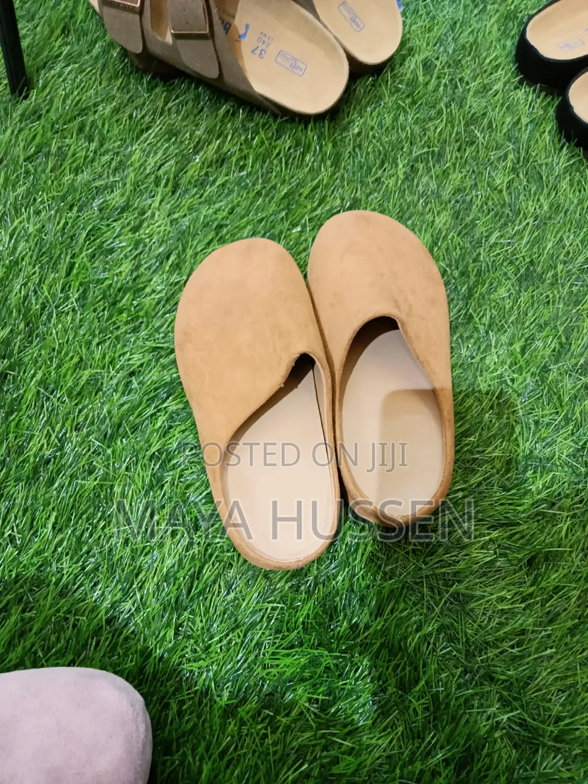 Women's Minimalist Suede Clogs