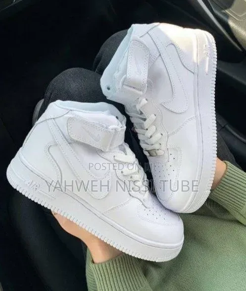 Nike Air Force 1 Mid '07 Triple White