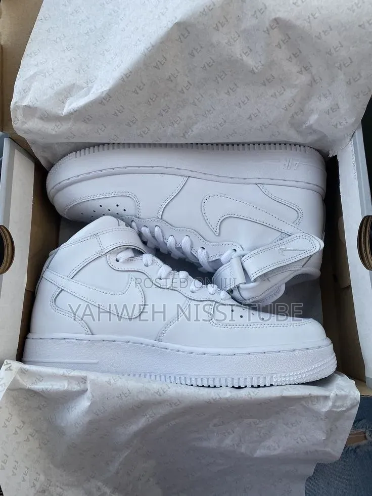 Nike Air Force 1 Mid '07 Triple White