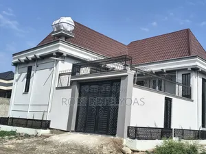 Furnished 3bdrm Villa in Villa, East Shewa for sale