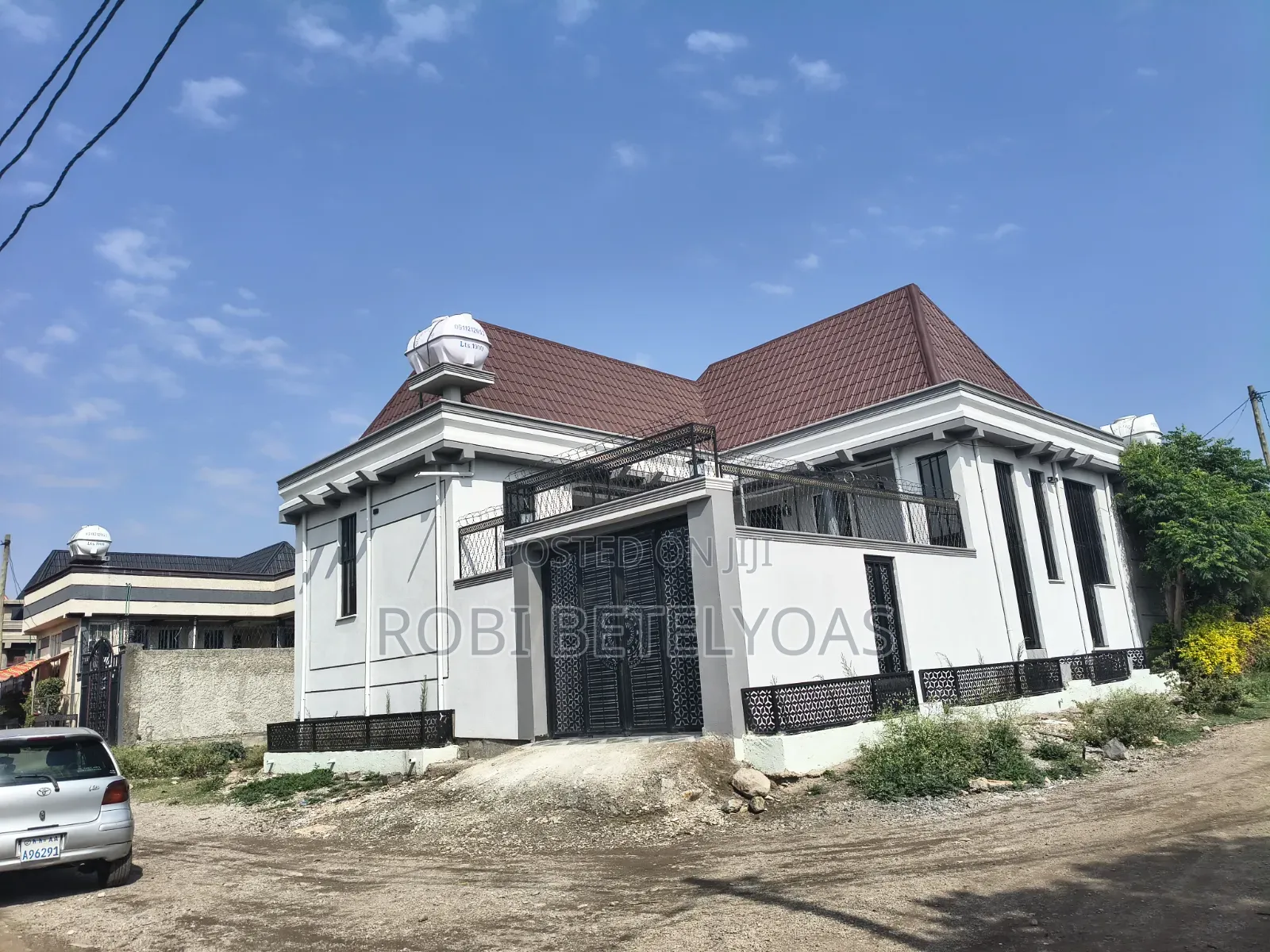 Furnished 3bdrm Villa in Villa, East Shewa for sale
