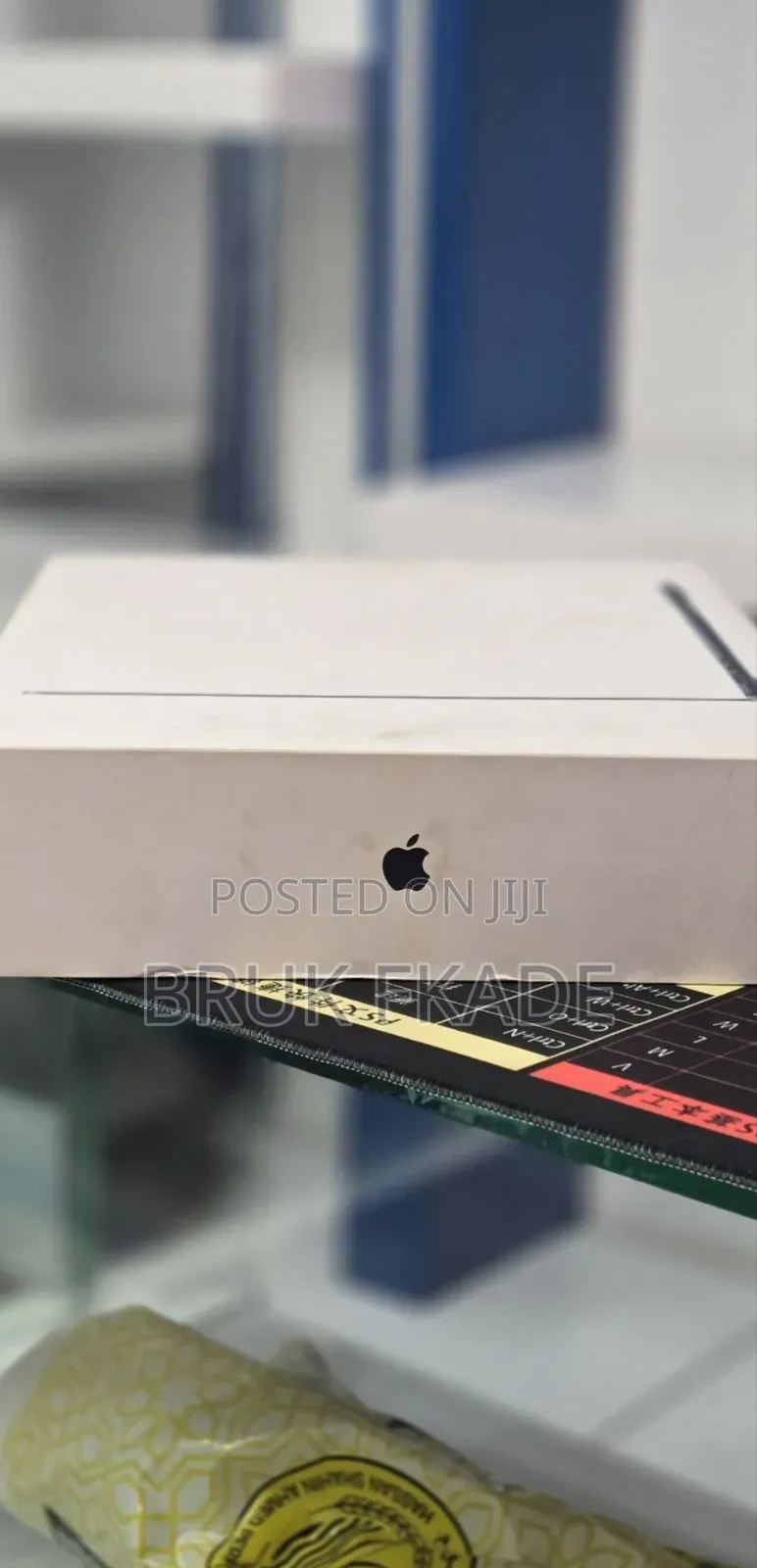 New Laptop Apple MacBook Air 2025 M4 16GB Apple M4 SSD 256GB