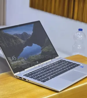 New Laptop HP EliteBook 830 G8 16GB Intel Core i5 SSD 512GB