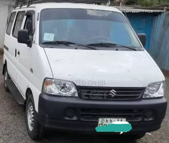 Suzuki Eeco 2024 White