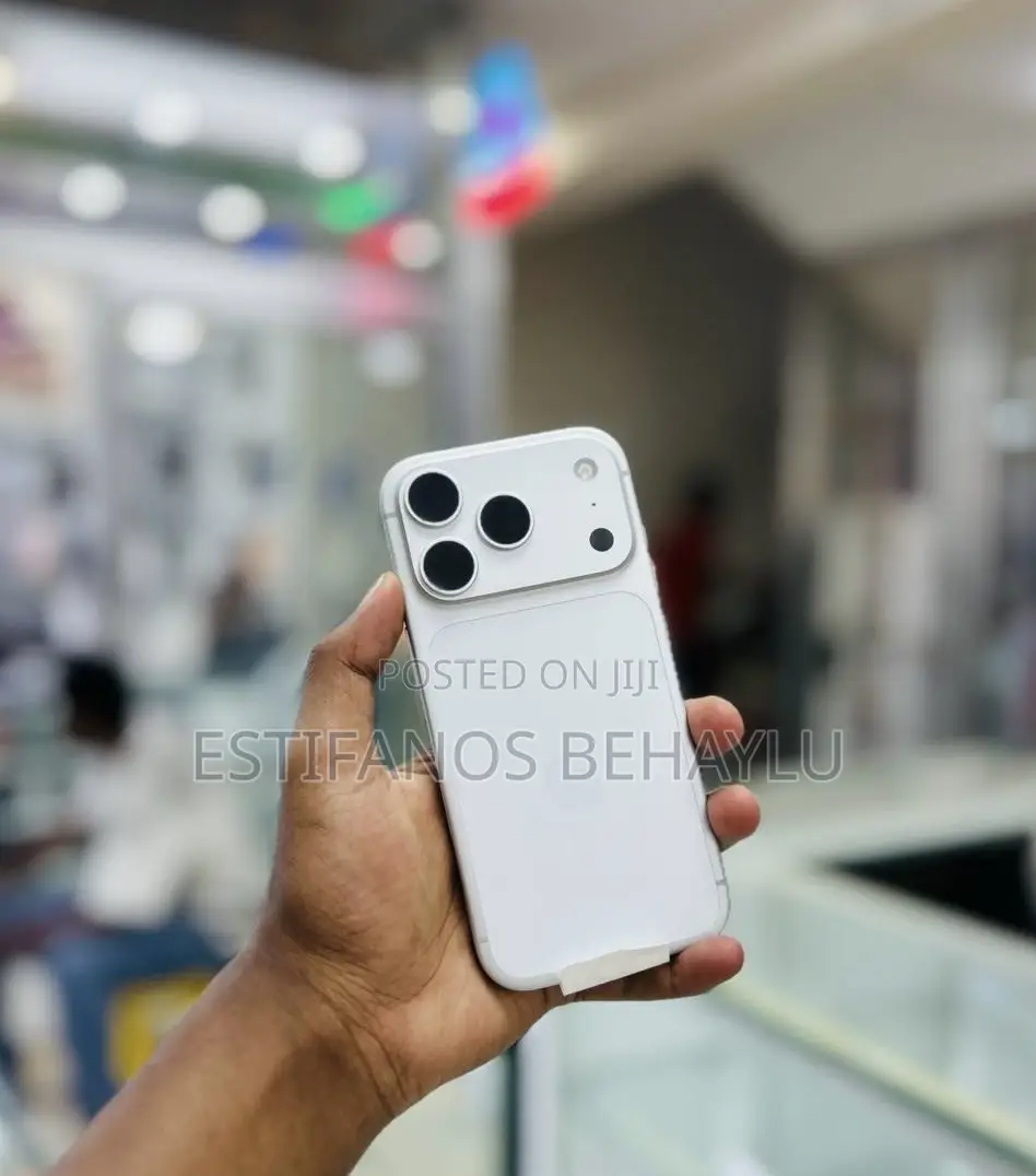 New Apple iPhone 17 Pro 256 GB White