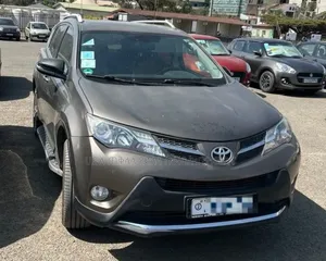 Toyota RAV4 2015 Maroon