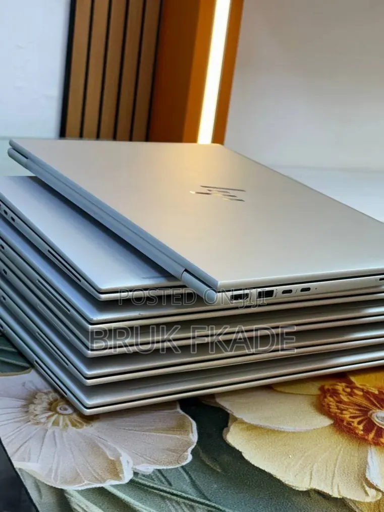 New Laptop HP EliteBook x360 1040 G9 16GB Intel Core i7 SSD 512GB