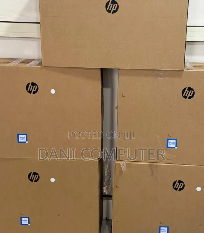 New HP 200 G4 22 All-in-One 8GB Intel Core i5 SSD 512GB