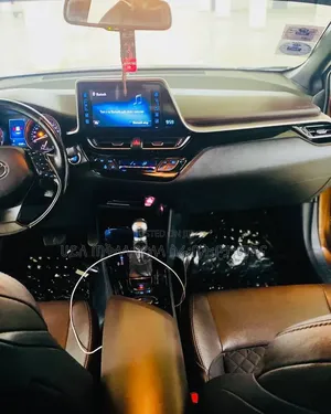 Toyota C-HR 2017 Brown