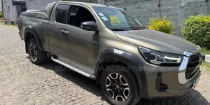 Toyota Hilux 2021 Teal