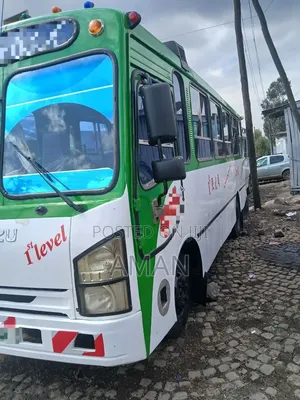 Isuzu NQR 2015 White