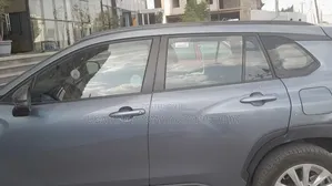 Toyota Corolla Cross Hybrid 2024 Beige
