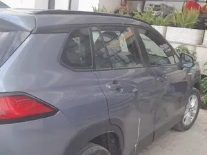 Toyota Corolla Cross Hybrid 2024 Beige