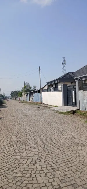 Furnished 5bdrm Villa in Legetafo Area, Oromia-Finfinne for sale