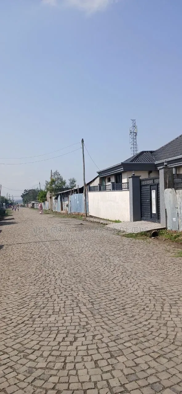 Furnished 5bdrm Villa in Legetafo Area, Oromia-Finfinne for sale