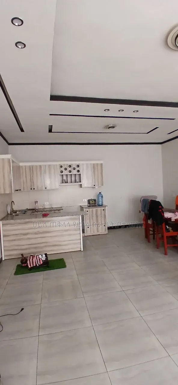 Furnished 5bdrm Villa in Legetafo Area, Oromia-Finfinne for sale