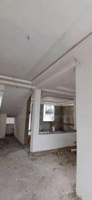 6bdrm Townhouse/Terrace in Rosseta Realstate, Oromia-Finfinne for sale