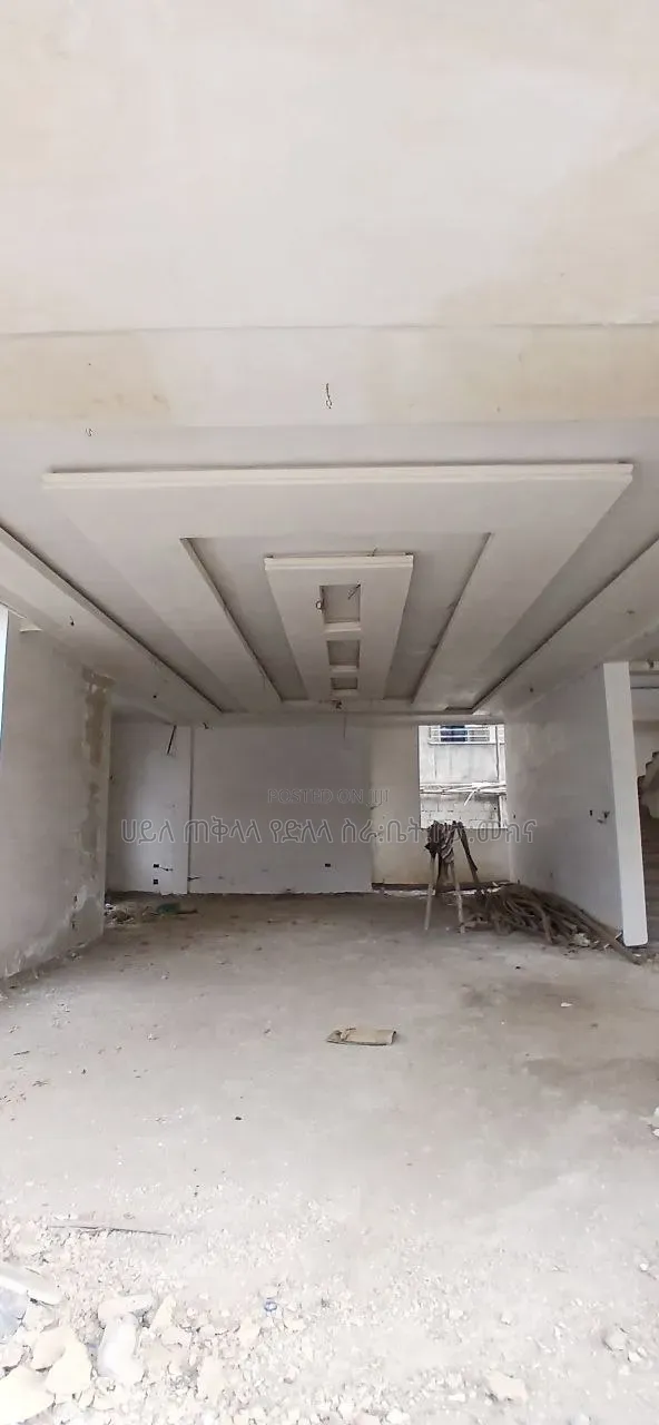 6bdrm Townhouse/Terrace in Rosseta Realstate, Oromia-Finfinne for sale