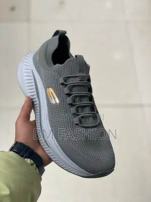 Skechers Sneakers: Maximum Work Area Comfort