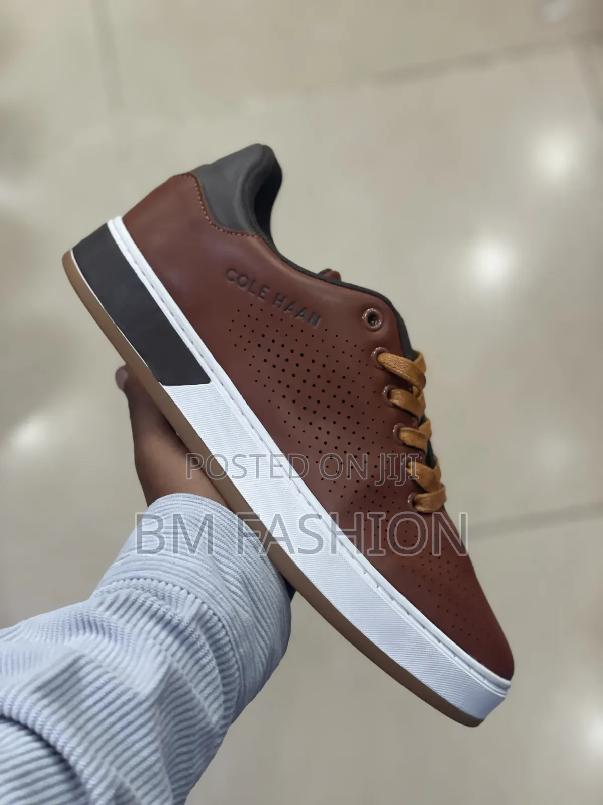 Cole Haan Low-Top Classic Shoes: Long Hours Wearable