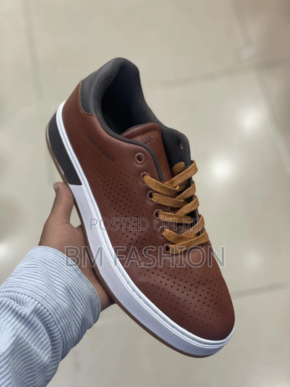 Cole Haan Low-Top Classic Shoes: Long Hours Wearable