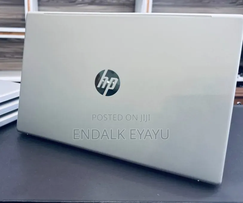 New Laptop HP 16GB Intel Core i7 SSD 512GB